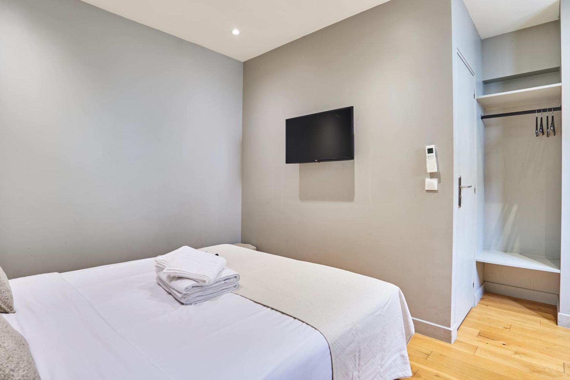 Centre De By Prestige Paris